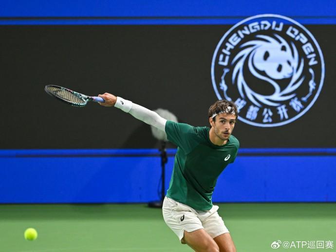 ATP250成都赛：穆塞蒂1-2不敌资格赛选手，连续两年获亚军