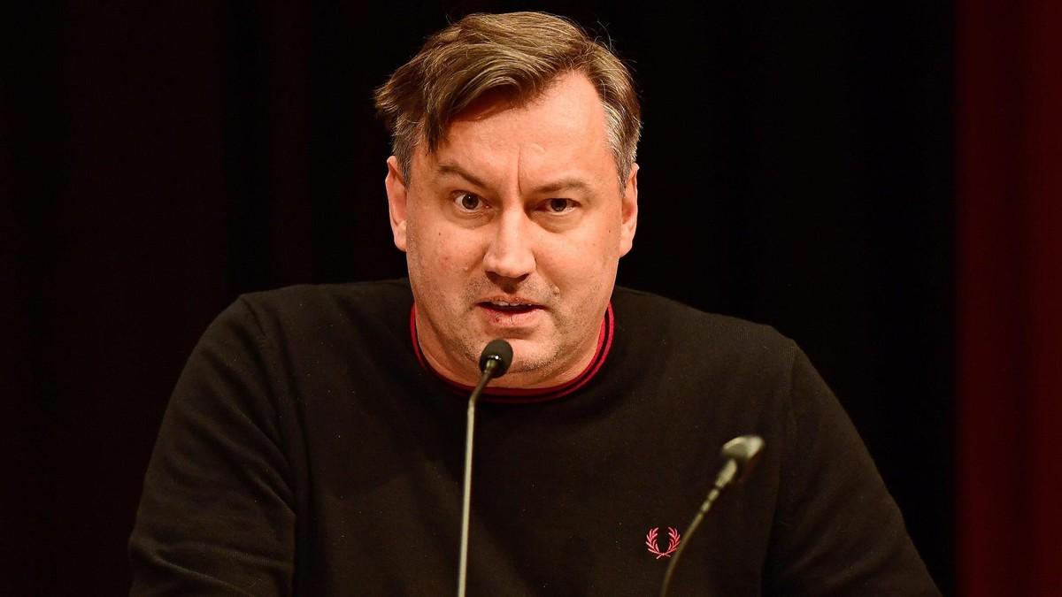 圣保利一高层在网上用大号留言，抨击自家球员杰克逊-欧文