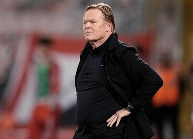 科曼：邓弗里斯的状态越来越好；换下弗林蓬？他没太多体力了