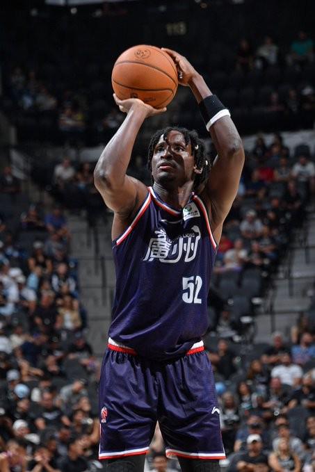 奥拉迪波：NBA才是我应该待的地方，我已经准备好了