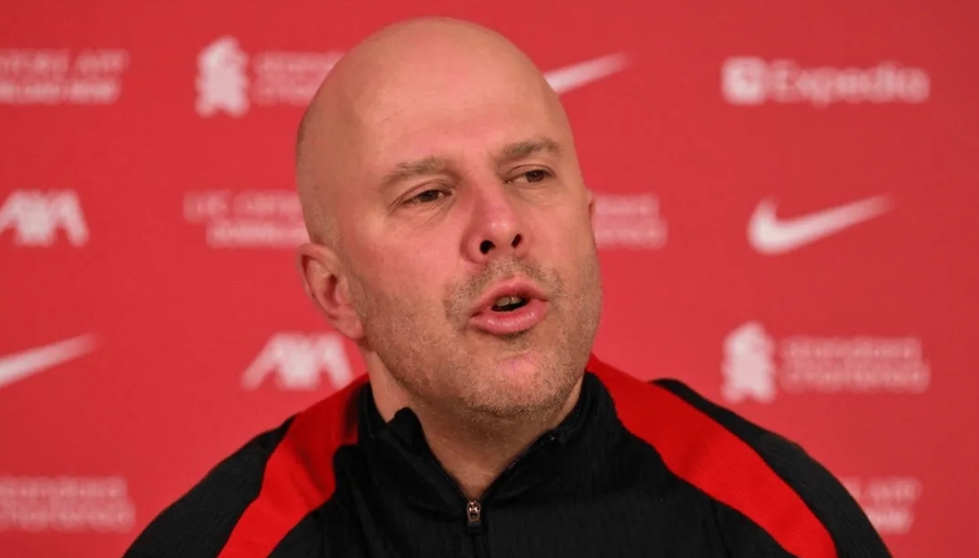 斯洛特：我知道对阵曼联有多特别 我们必须全力以赴