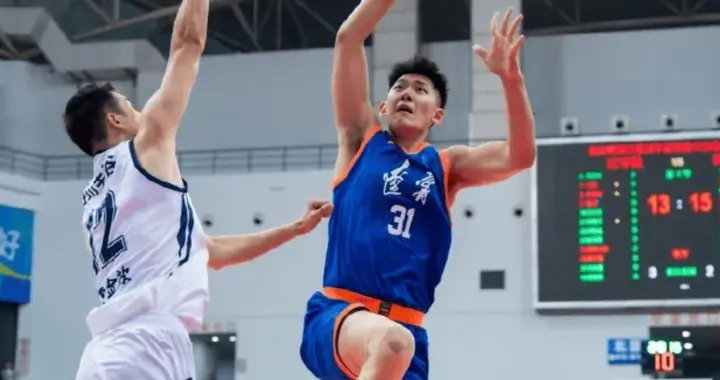 辽宁83-74四川迎4好消息！张陈治锋高诗岩统治攻守，付豪减重明显