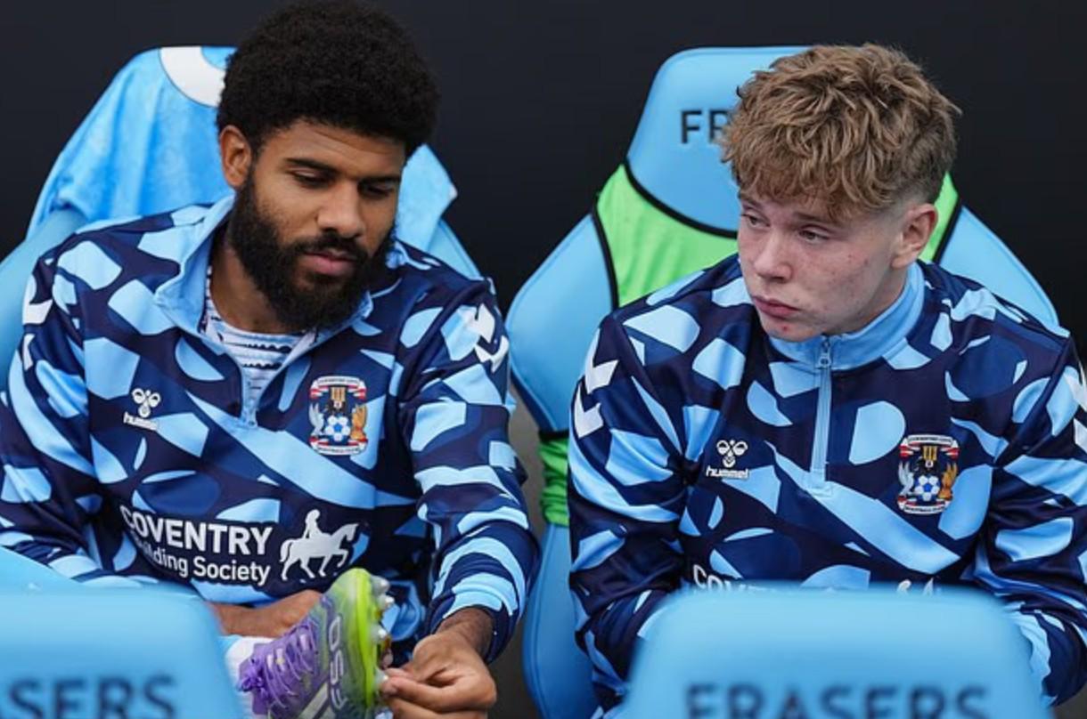 着眼未来，邮报：曼联在关注考文垂的16岁中场乔治-谢泼德