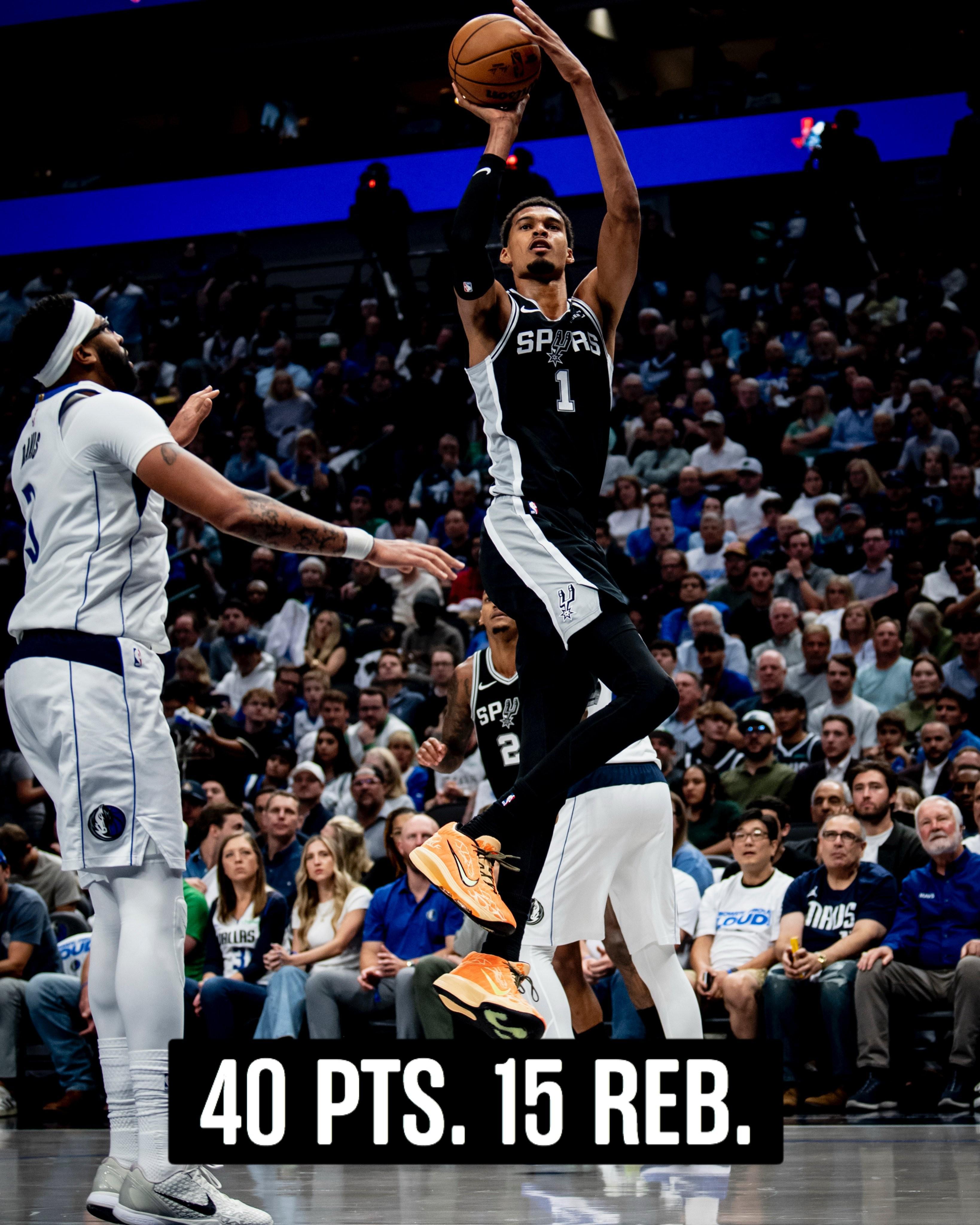 揭幕战就40+15，美记：少林高僧们在今夏给文班施展了神奇的魔法