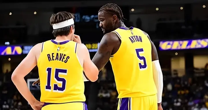 湖人3新援全面发挥！艾顿统治内线，斯玛特强防守，拉拉维亚奇兵