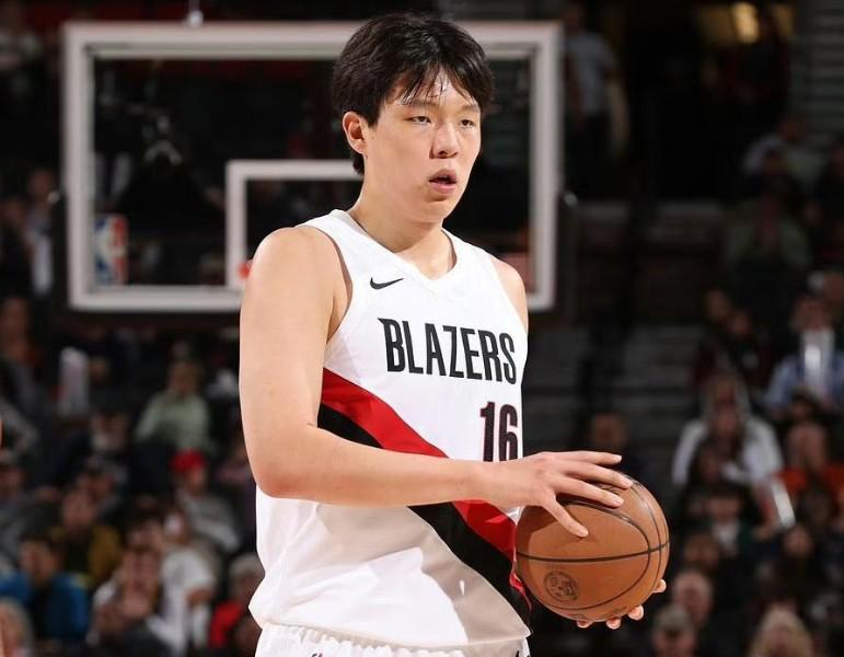 媒体人谈杨瀚森NBA得分超越孙悦：两人的处境可完全不一样