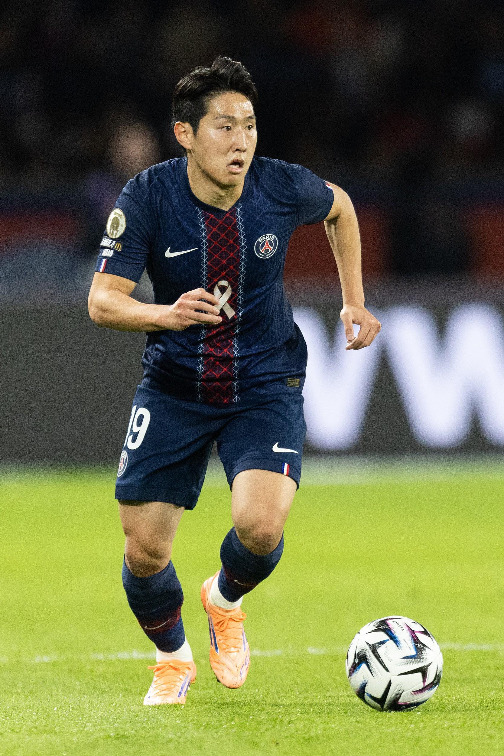 记者：李刚仁因临时流感，将缺席巴黎客战洛里昂的比赛