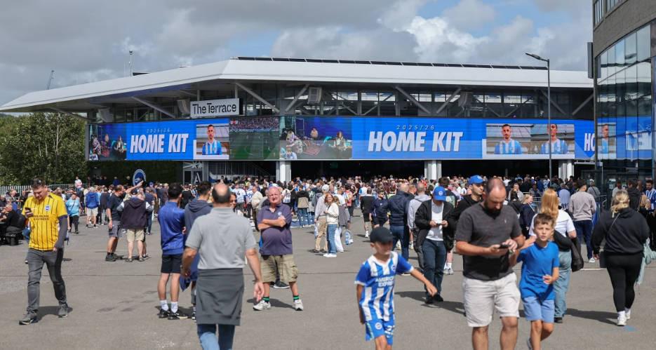 布莱顿官方：因铁路中断，球迷可凭票在主场看英联杯战阿森纳