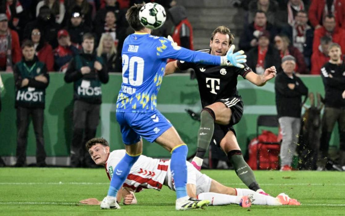 小猪：凯恩本场的第一个进球是世界级的，很多中锋做不到