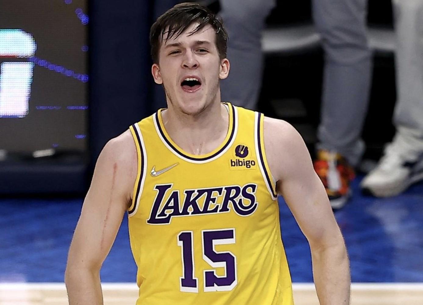 里夫斯：即使詹姆斯和东契奇在场上，我也一直肩负着巨大责任