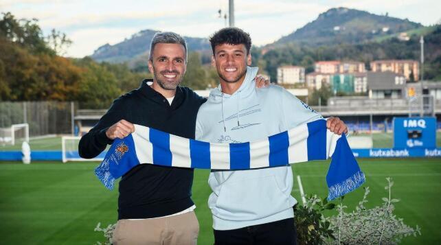 官方：皇家社会与后卫巴尔达续约，为近期完成的第六笔续约