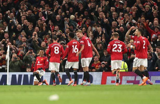 曼晚：卡塞米罗现在是曼联的重要一员，但明年夏天他应该离开