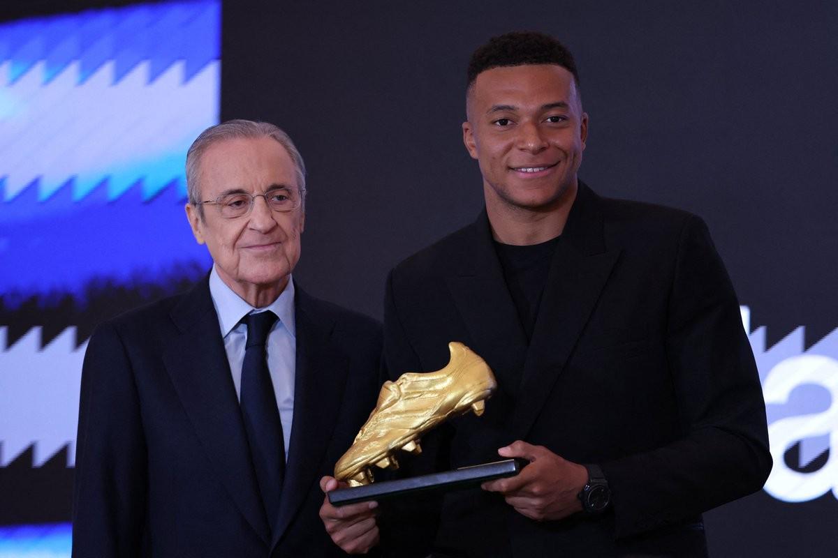 姆巴佩：这是我第一次获得欧洲金靴奖，希望明年还能再拿奖