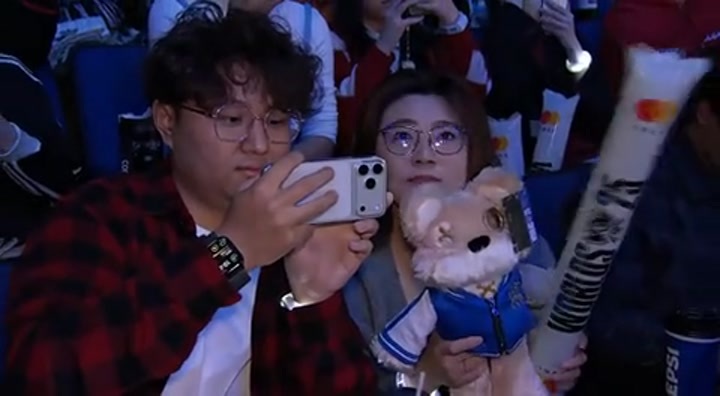 赛后采访Faker：我们会全力以赴面对剩余比赛