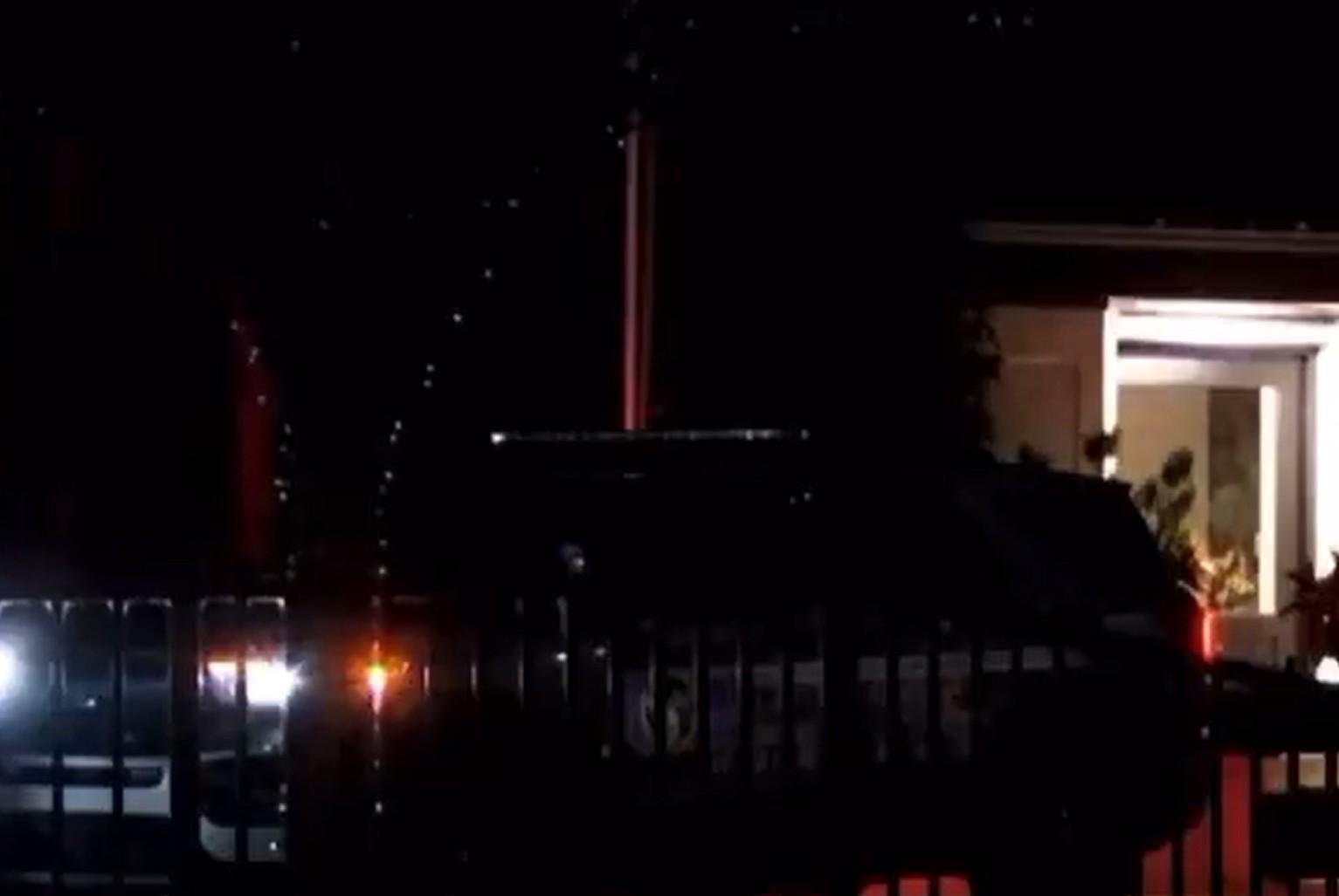 直升机&警犬全部出动，亚历山大住所遭遇入室盗窃