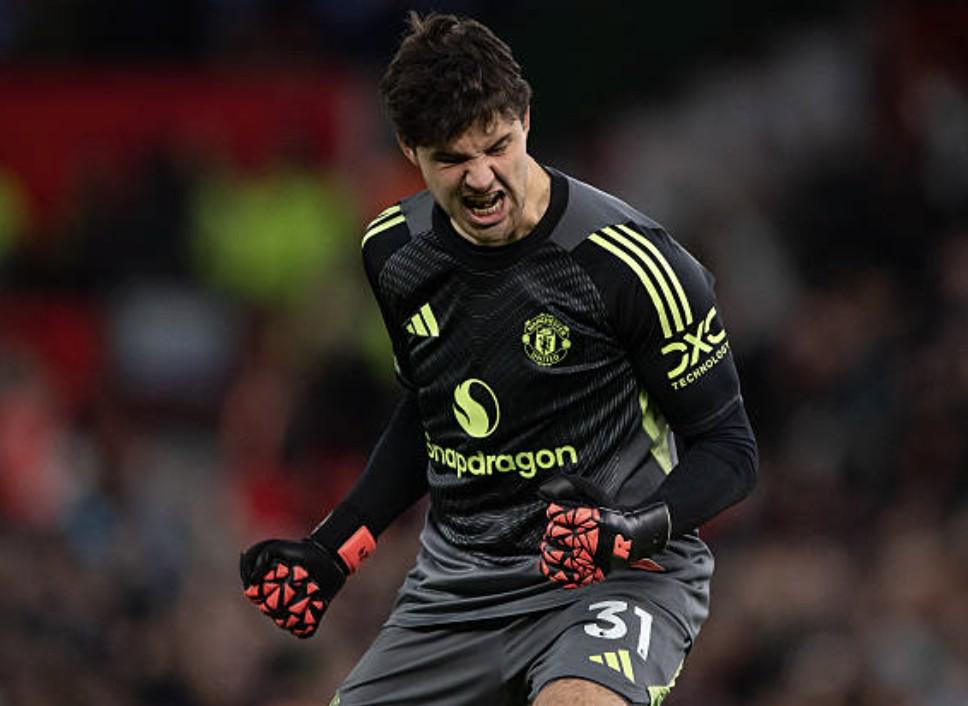 队报：比赛中拉门斯的长传频繁且精准，推动了曼联的战术转型