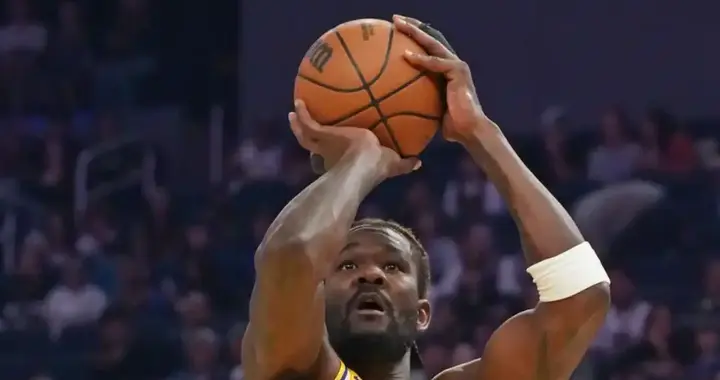 湖人今夏引援效果拉满！斯玛特+艾顿最佳拼图，拉拉维亚稳第六人