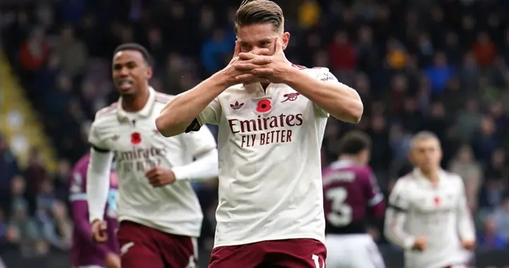 又是角球破门！阿森纳已入12球，高居英超之首，约克雷斯建功