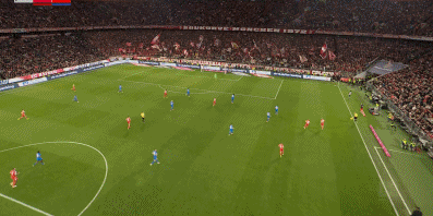 第31分钟，莱默尔传中，雅克松头槌破门，拜仁2-0！