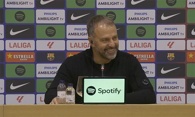 弗里克：亚马尔必须处理好伤病问题；要谈佩德里就绕不开德容