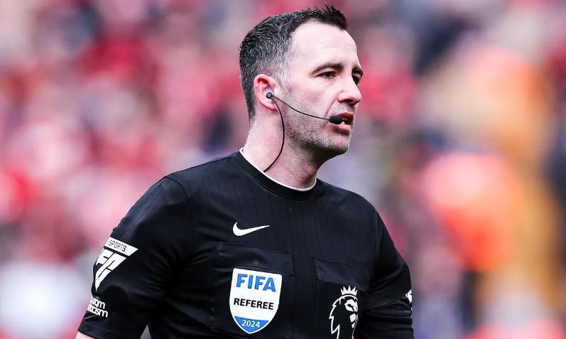 英超第11轮裁判：卡瓦纳吹曼城vs利物浦，巴罗特吹热刺vs曼联