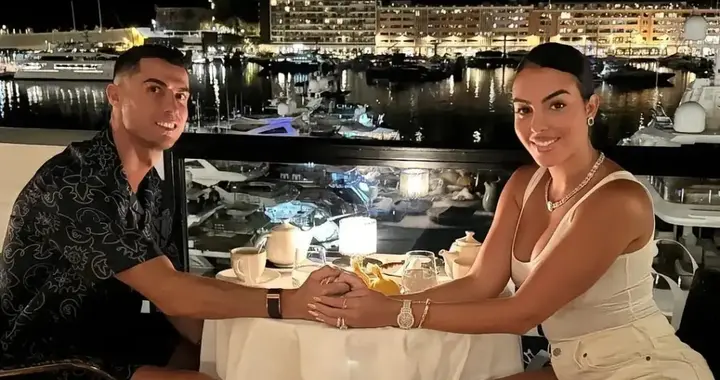 C罗：世界杯后举行婚礼！乔治娜不相信我会娶她，根本不在意戒指