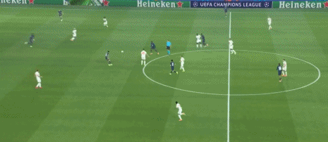 十人拜仁2-1巴黎豪取16连胜，迪亚斯双响+染红，登贝莱伤退