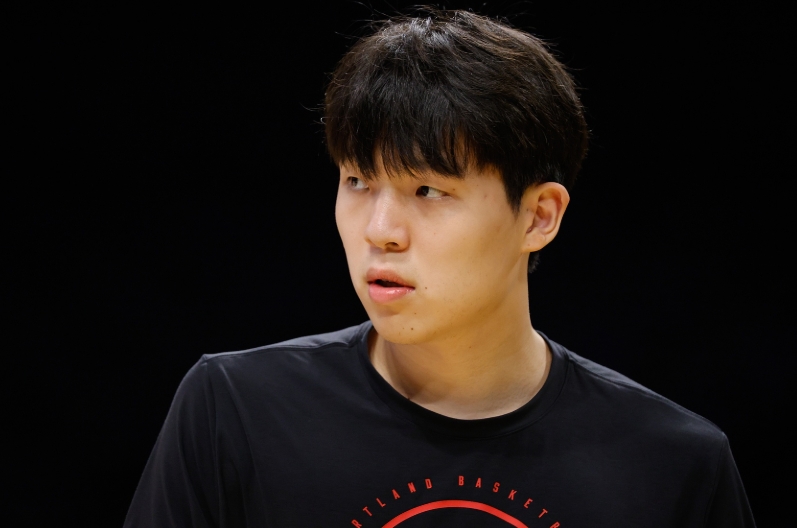 开拓者官方：已将杨瀚森下放到撕裂之城混音队 今日训练后召回