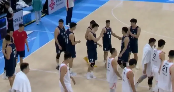 险些翻船！周琦28+10胡金秋22+13 四川半场9失误仍大胜河南