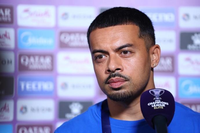 李可：今晚比赛打得很艰难，现在好好调整为中超收官战蓄力