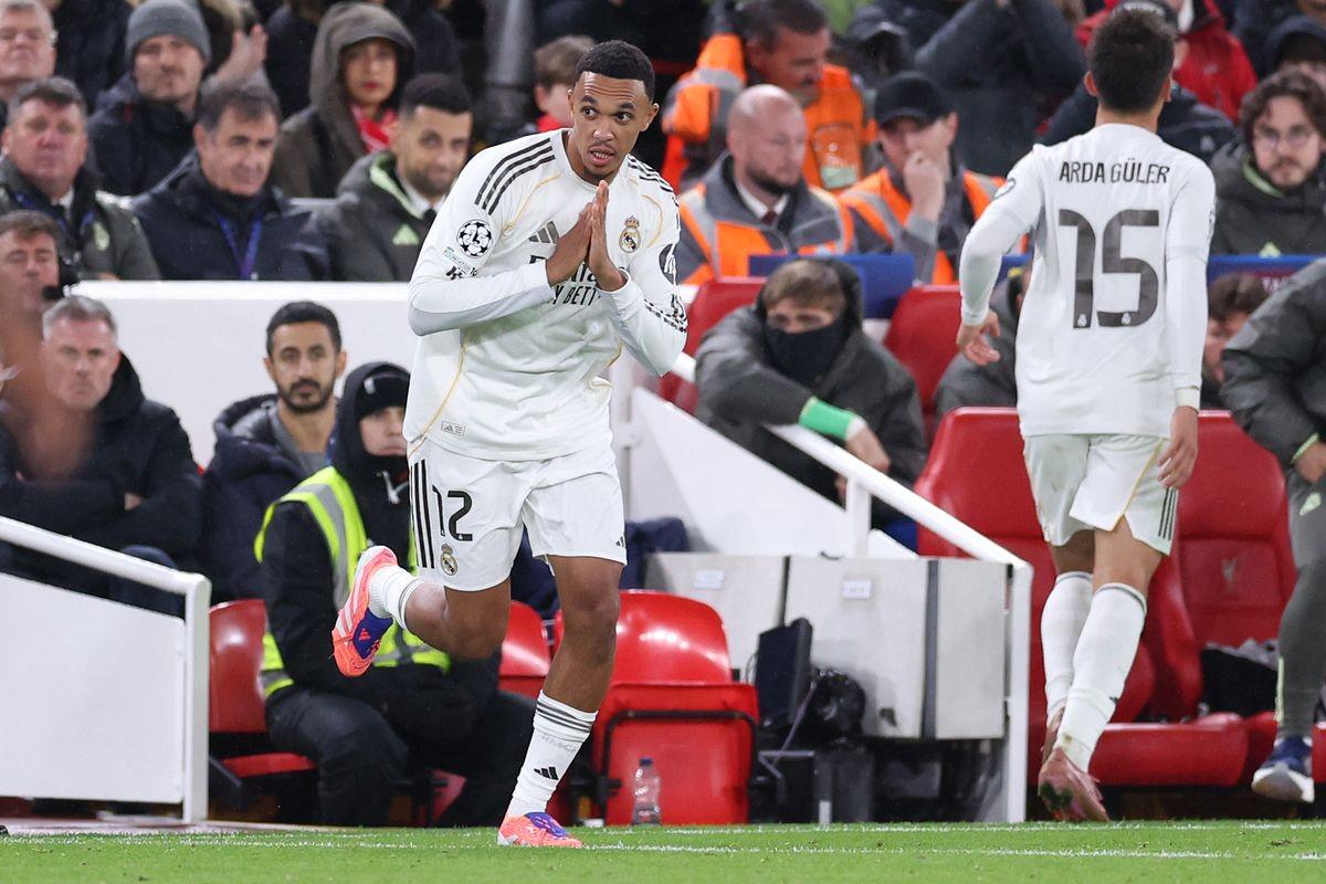 基恩谈阿诺德被嘘：红军球迷极力嘘一个本地孩子，还觉得很有风度