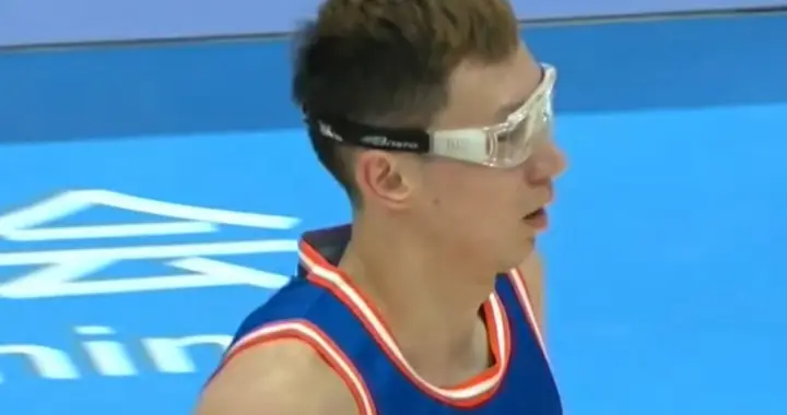 四川全运胜中国香港！双塔轰58分，景菡一赵岩昊稳定，孙铭徽划水