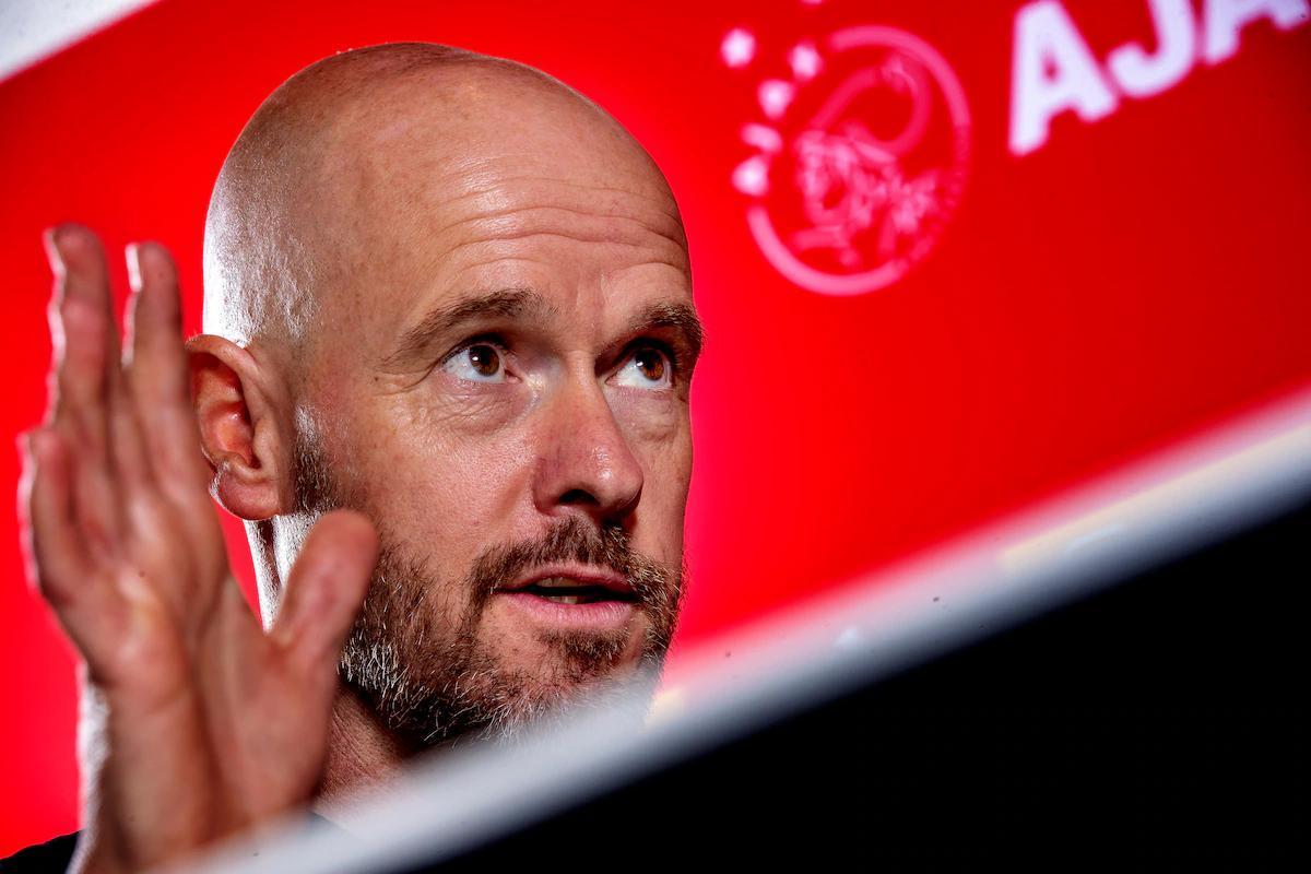 荷媒：阿贾克斯总监和滕哈格进行了长时间交谈，希望他二进宫