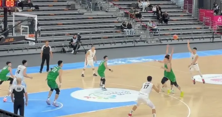 赵继伟23+14 翟晓川方硕王少杰合砍64分 廖三宁11中2北京不敌辽宁