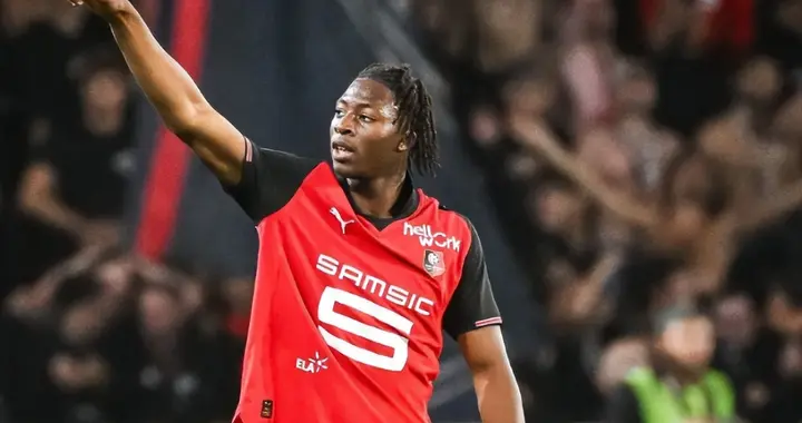 18岁法甲天才中锋横空出世，法国新一代希望之星，5大豪门疯抢