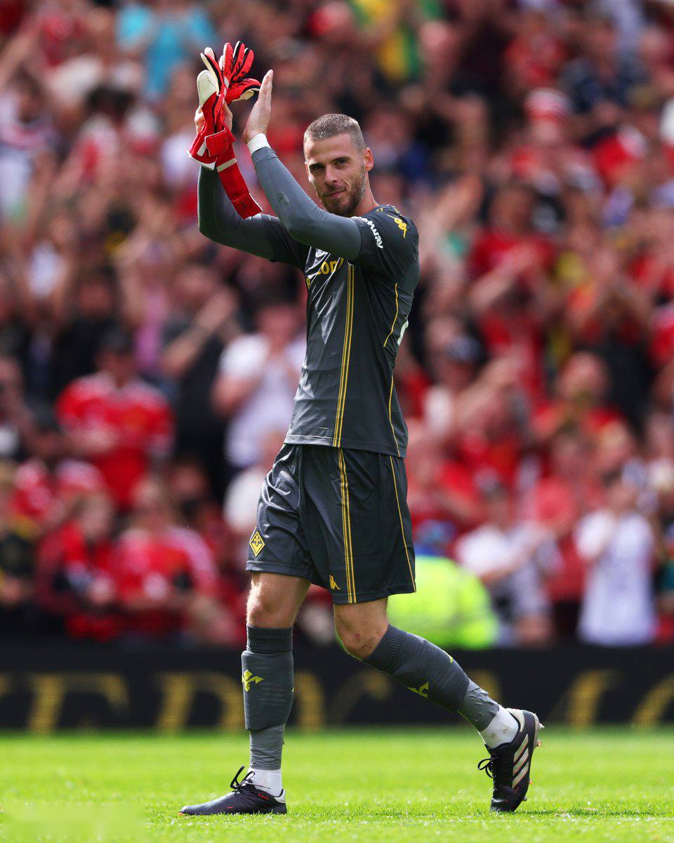 一日红魔终身红魔，曼联给德赫亚送上生日祝福，本人回复❤️