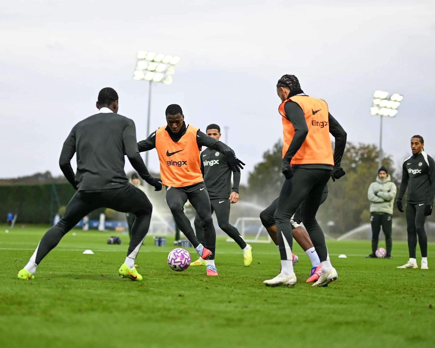 凯塞多：远离家乡来英国踢球很艰难；爸爸总让我去尝试射门