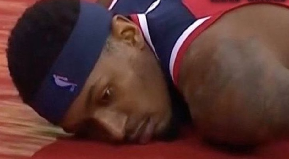 他只想默默地拿走最后一亿美元