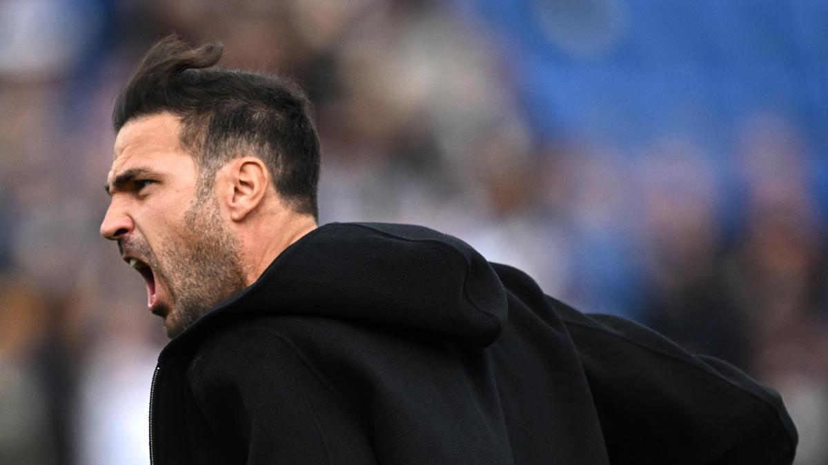 小法谈莫拉塔要求换下：那是一次早就计划好的换人