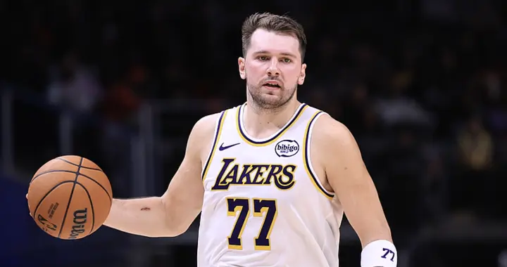 西部排名又乱了：湖人爆冷输球，马刺冲到第2，快船掉到第13