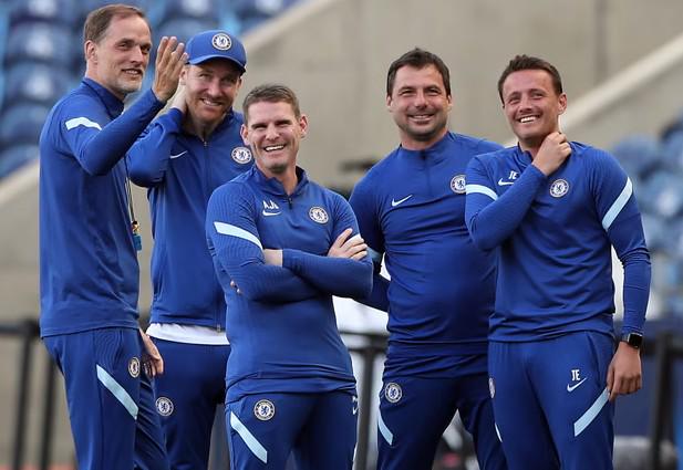 助教：图赫尔正为英格兰洒下星尘，若说我爱上他一点也不为过