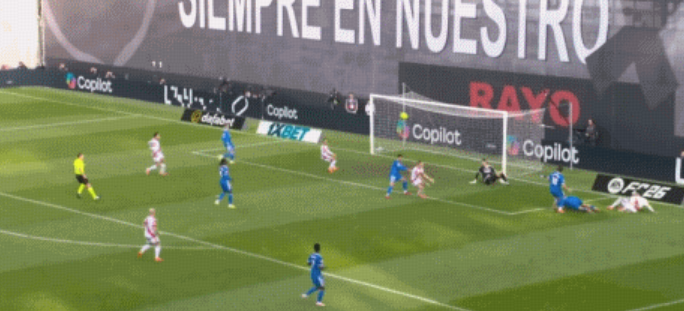 半场：皇马0-0巴列卡诺，比赛平淡，维尼修斯造险