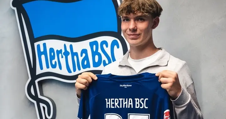 16岁德国天才后腰横空出世，转会要价2000万欧，6大欧洲豪强疯抢