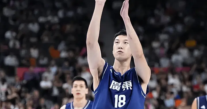 广东晋级四强4利好！胡明轩杜润旺难得暴走，王睿泽+内线状态极佳