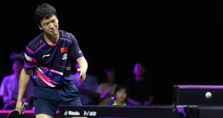 世界前十不敌退役削球老将！全运乒坛爆出大冷，胜者躺地不起