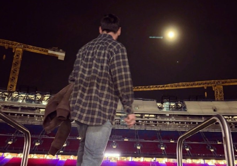 每体：梅西住的酒店房间能看诺坎普 只被四五名球迷发现