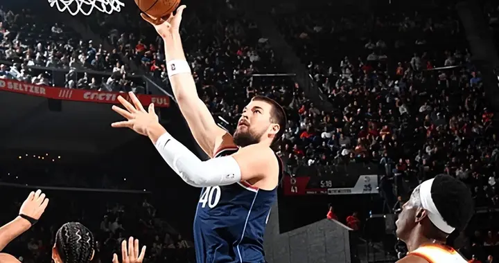 快船2将下滑太致命！祖巴茨攻守全垮，巴图姆效率一塌糊涂！