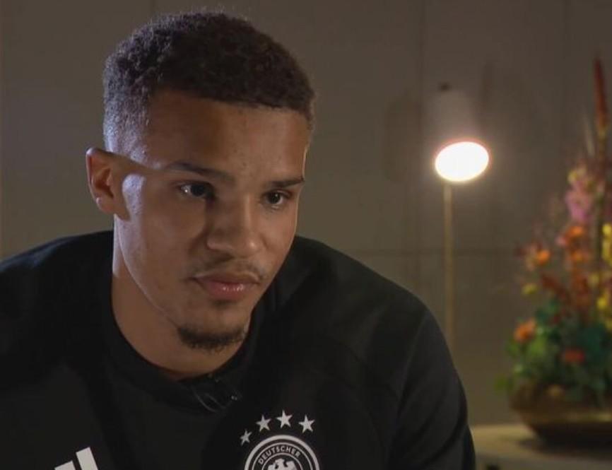 佳夫：我曾与塞内加尔以及芬兰接触，两年后重返德国队很开心