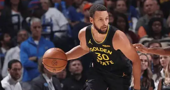 勇士出现内部问题？赛后采访都谈到球队问题，中场入场还迟到了！