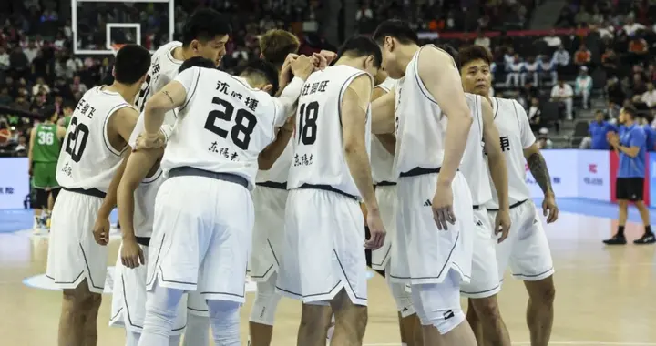 广东胜浙江夺冠2喜2忧！徐杰太稳，焦泊乔拉胯，胡明轩投篮神经刀